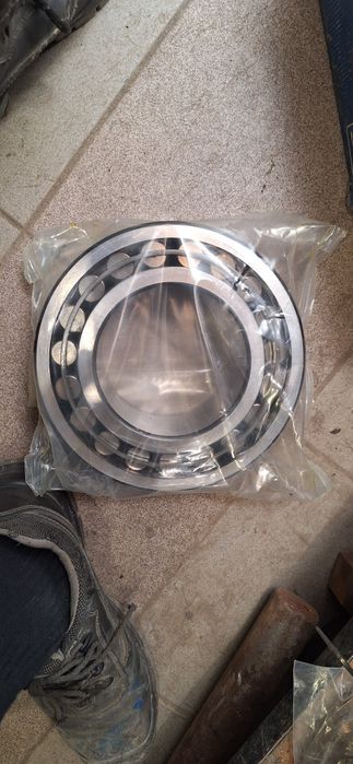 Łożyska SKF C3224   2szt