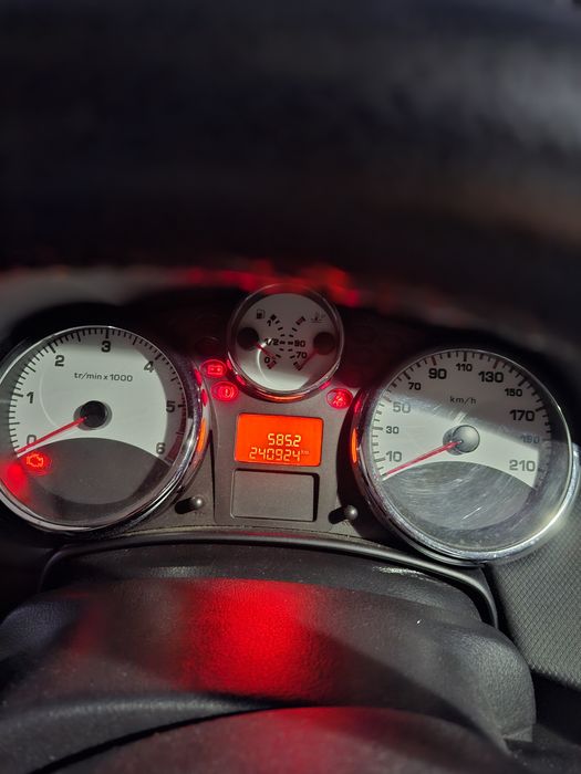 Peugeot 207cc  Dissel