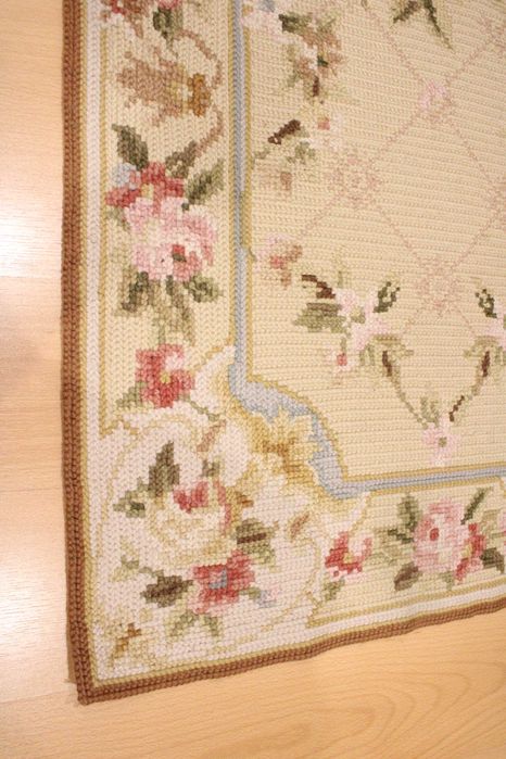 Tapete estilo Arraiolos