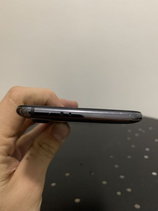 Xiaomi Mi 9 на запчастини