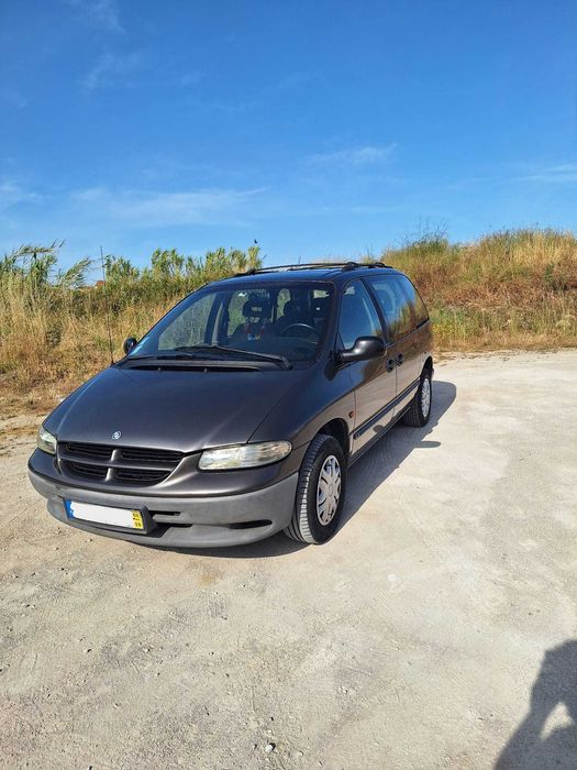 Chrysler Voyager 2.5 Turbo Diesel 7 Lugares