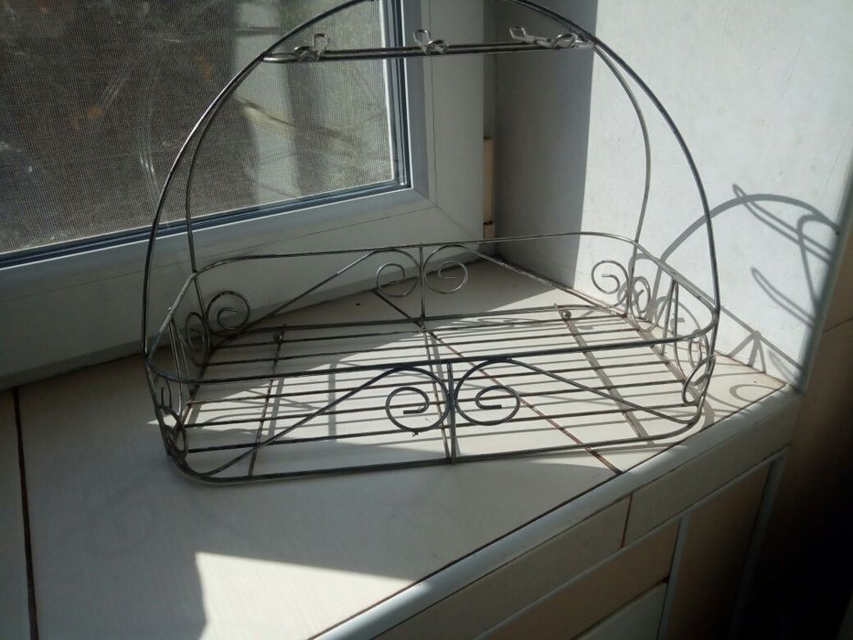 Подставка для чашек и тарелок