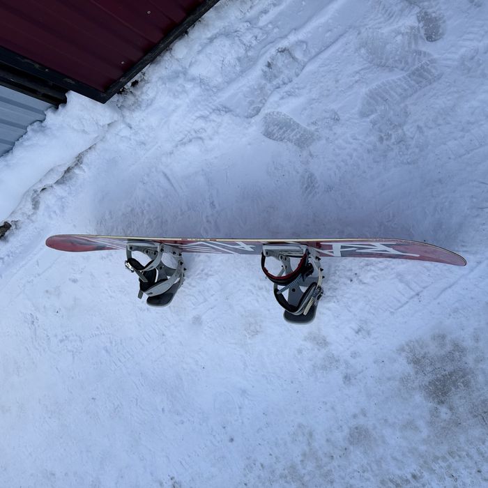 Продам сноуборд 154 см