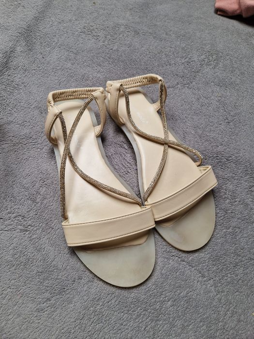 Sandały damskie beżowe z kryształkami rozmiar 41 stan bardzo dobry