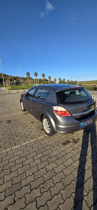 Opel Astra H 1.4.   249500klm