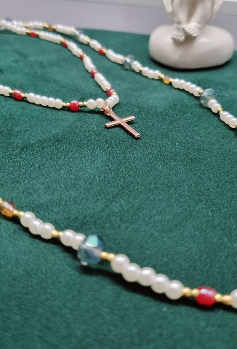 Naszyjnik handmade z krzyżem