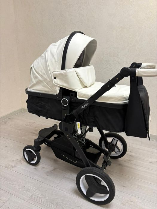 Продам Коляску Ninos 2в1