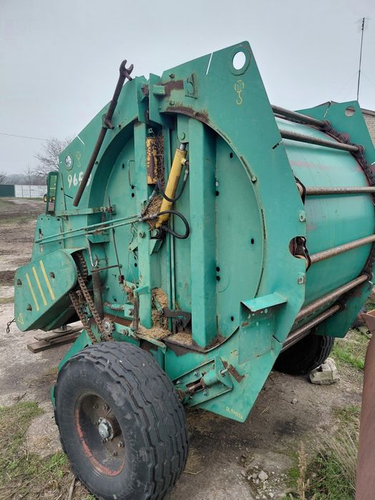 Прес підбирач рулонний ПР-Ф-145