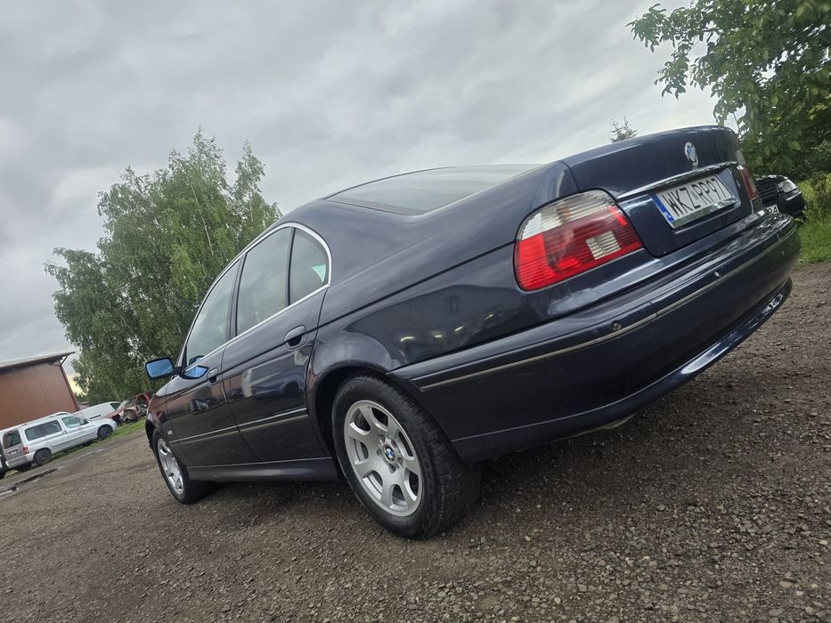 BMW E39 polift "skóry navi"