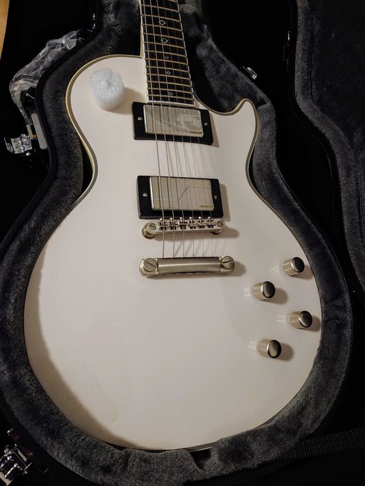 Epiphone Prophecy Jerry Cantrell Les Paul Custom Bone White + Futerał