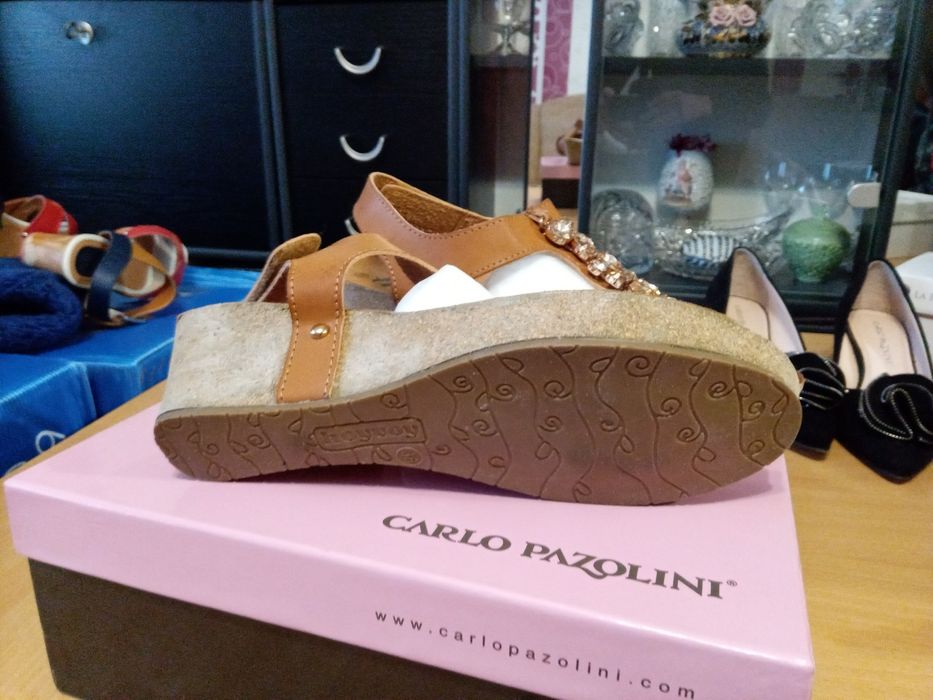 босоножки кожаные