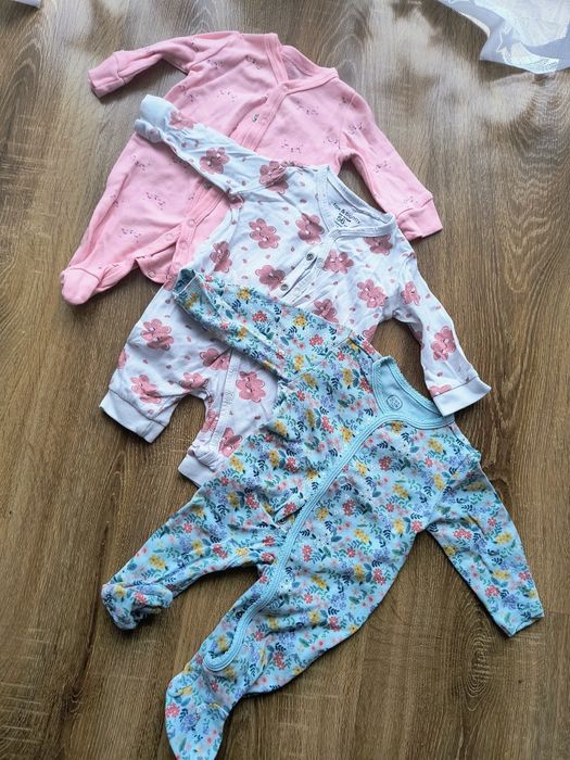 Pajacyki niemowlęce rozmiar 62