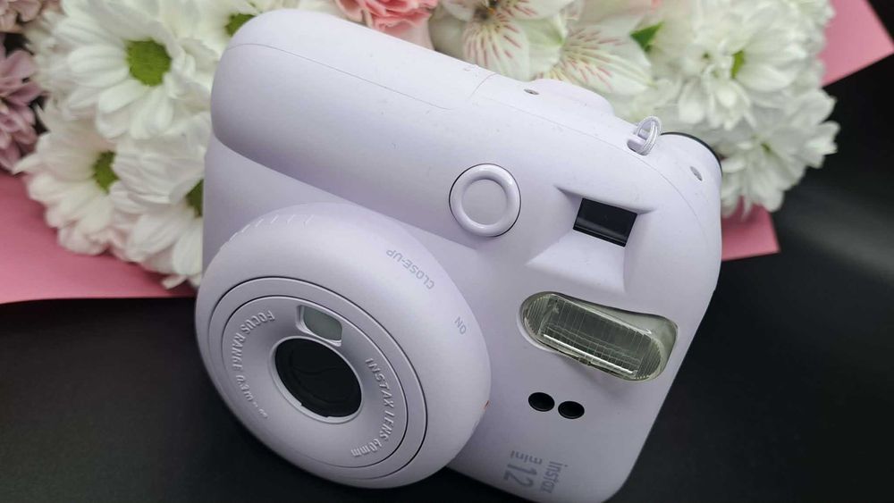 Aparat FUJIFILM INSTAX MINI 12 + Etuii Komis Redi