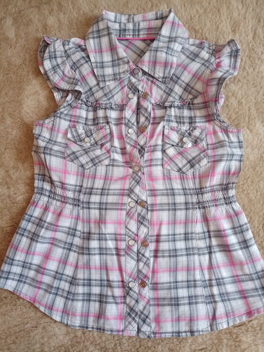 Bluzka ze srebrną nitką r.104