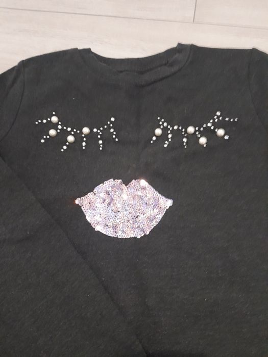 Czarna bluza c&a