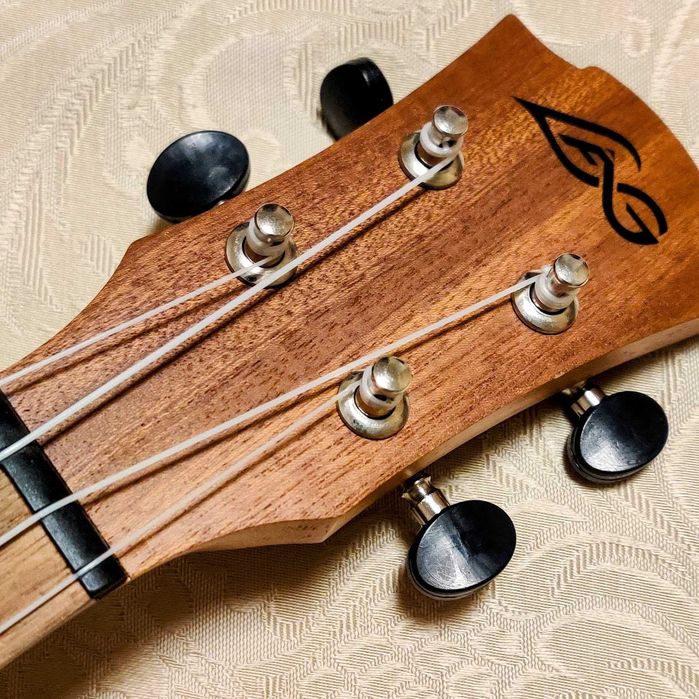 Ukulele Soprano (como novo)