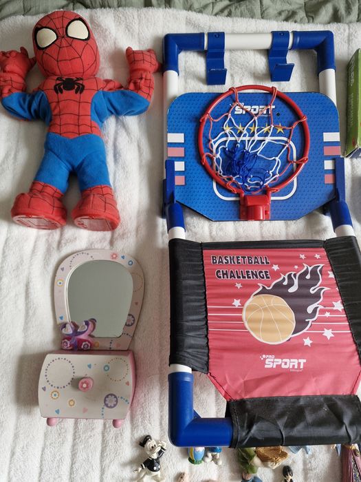Brinquedos a 5€ cada
