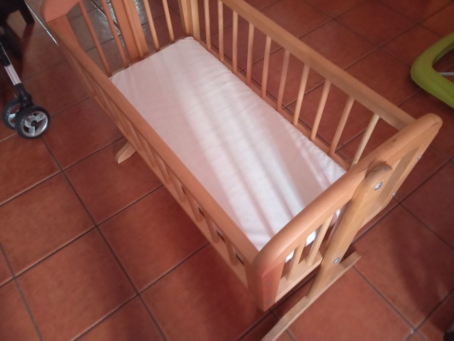 Berço Madeira com Colchão
