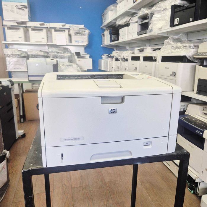HP LaserJet 5200dtn Лазерний мережевий принтер А3 А4 Lan Двобіч. друк