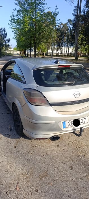 Opel astra h gtc