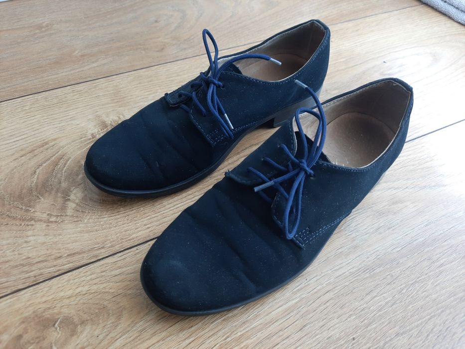 Buty eleganckie chlopiece r.33