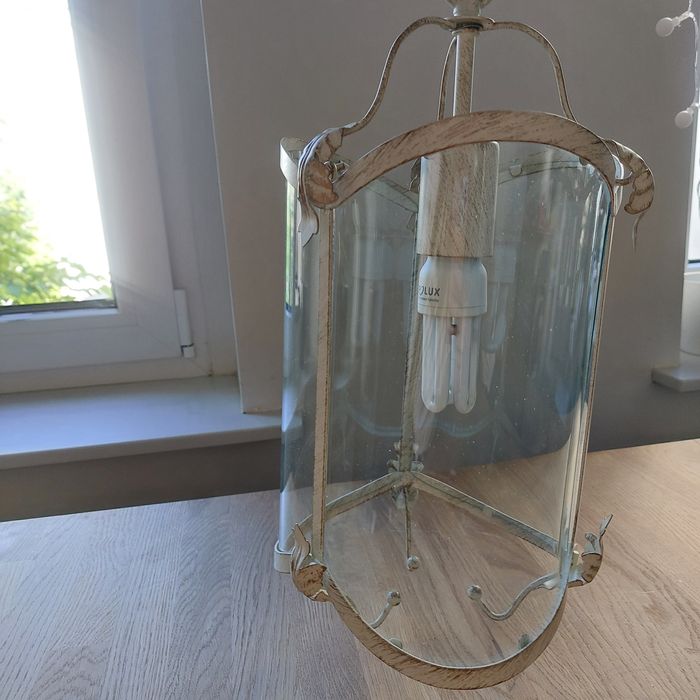 Lampa wisząca szklany klosz