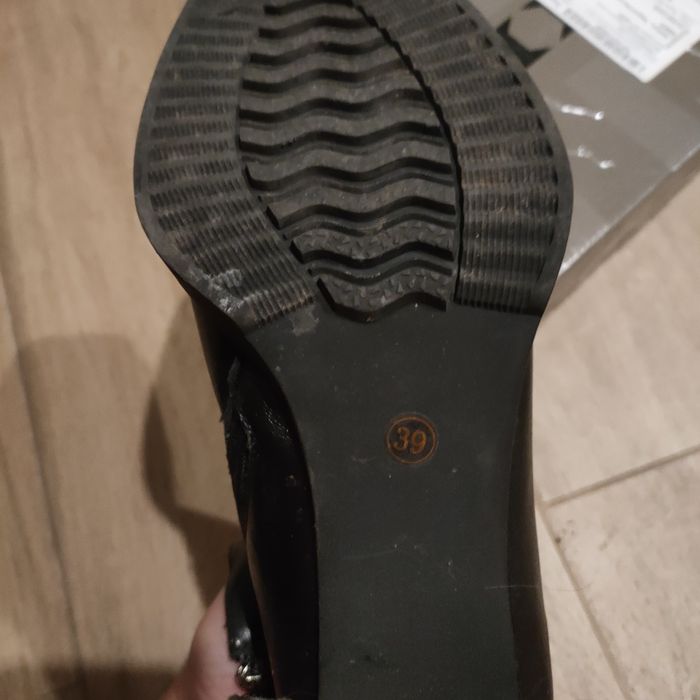 Черевики жіночі. Ботинки демисезонні. Чоботи зимові