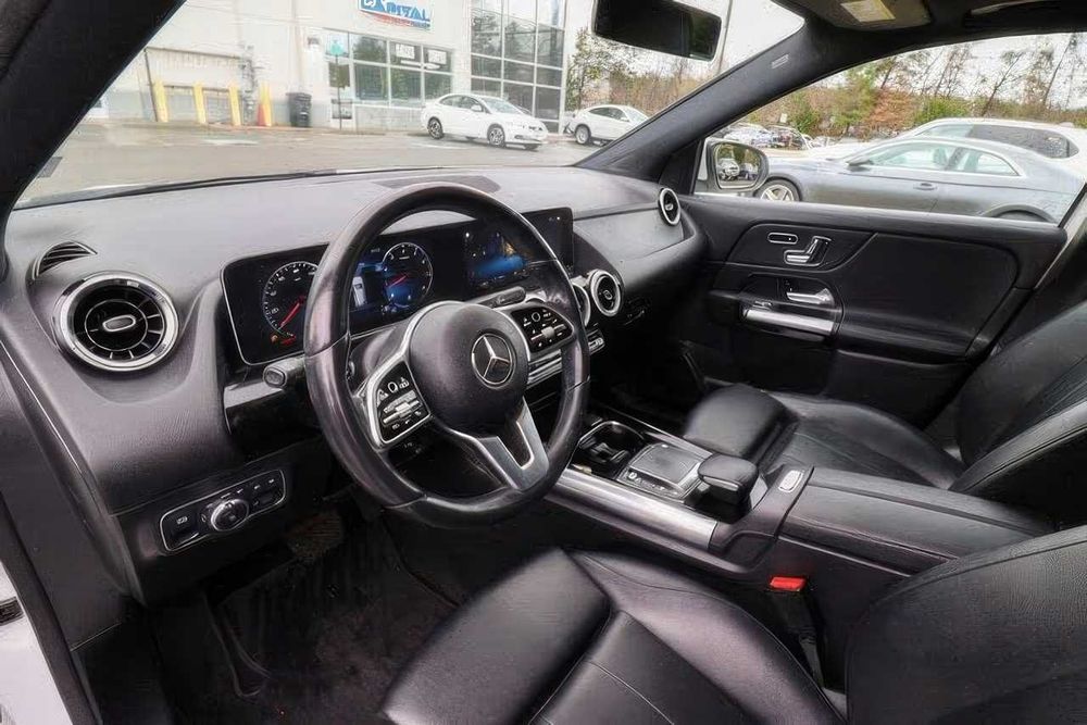 Mercedes-Benz GLA 250 4MATIC      2021
