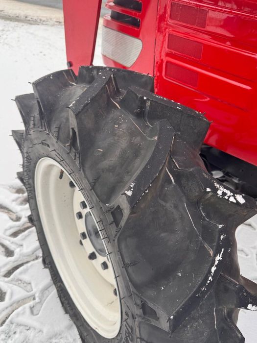 Трактор Yanmar EF585