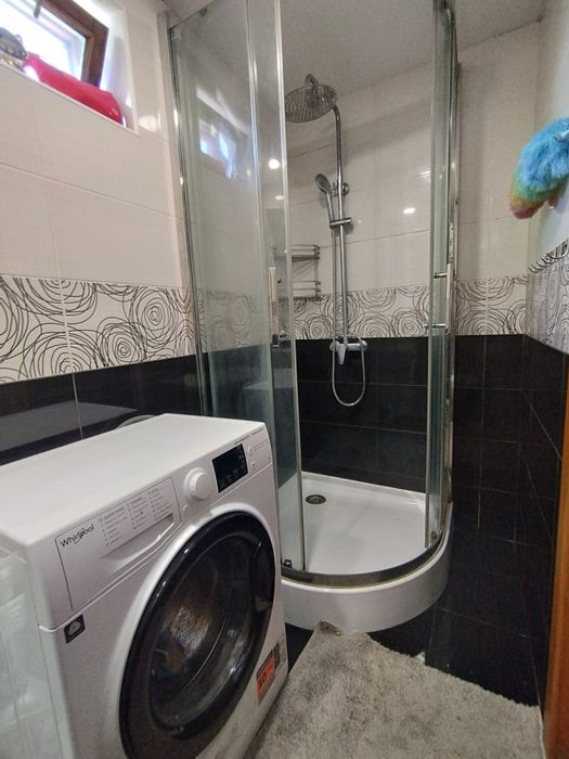 Продаж гарної частини будинку в комфортному р-ні Сєдова. Новинка!