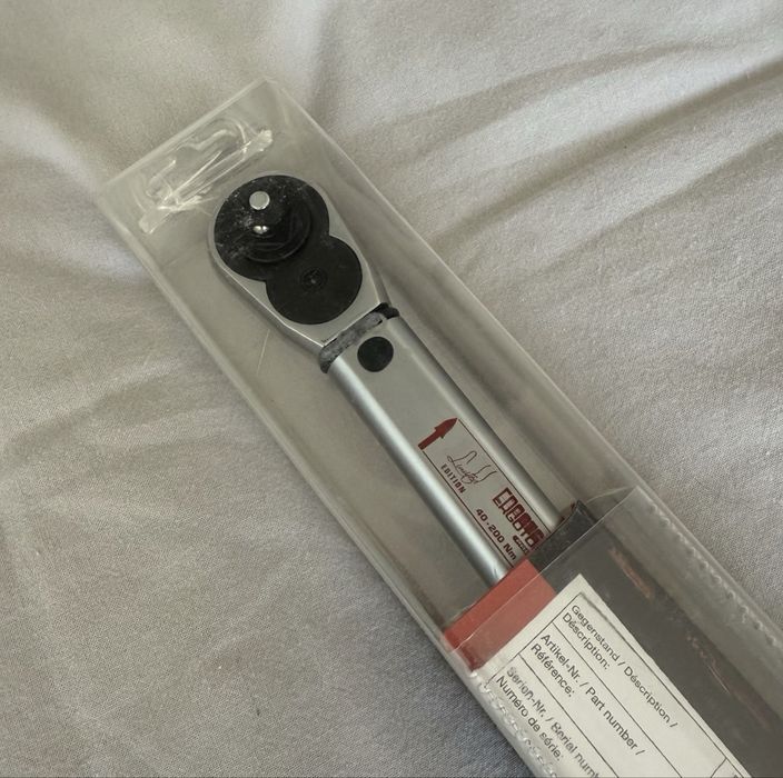 Klucz dynamometryczny KS TOOLS E07 T 500 Nm