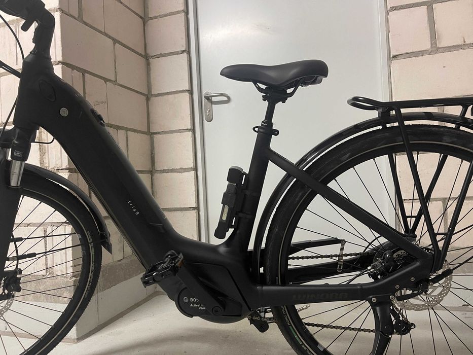 Rower elektryczny Winora Tria 9 Wave i500Wh 9-B Alivio 22 (Black Mat)