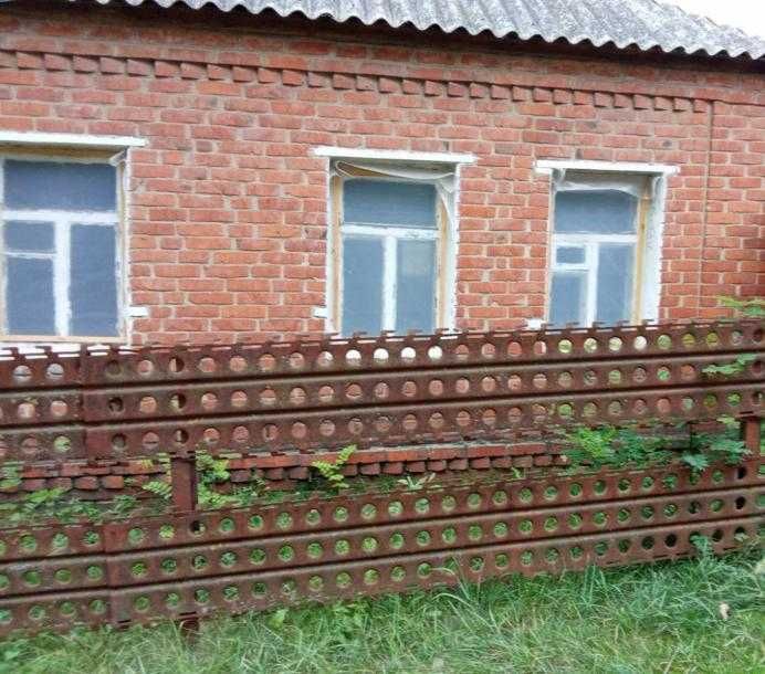 Продам дом в Чугуеве под ремонт