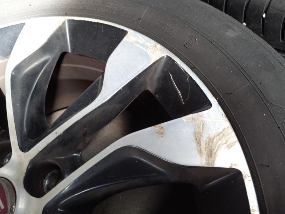 Jantes Fiat R16 Com Pneus 205/55 Furação 5X98