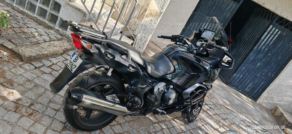 Moto Triumph Trophy 1200 SE