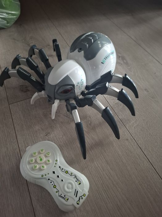 Pająk zdalnie sterowany Arachus