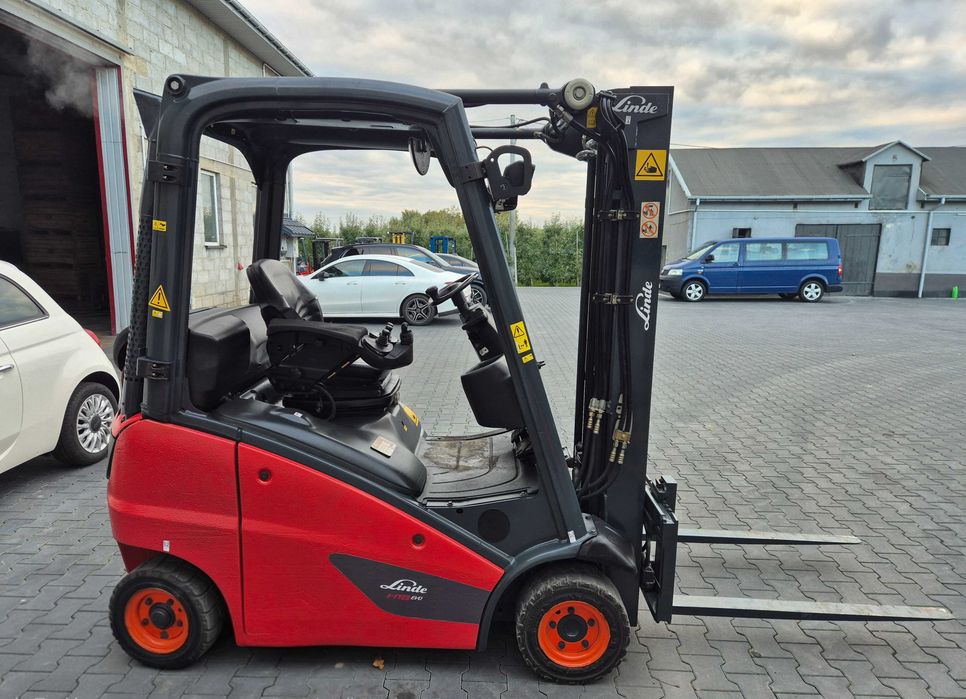 Wózek widłowy LINDE H16T, triplex, przesuw, GAZ, terenowy