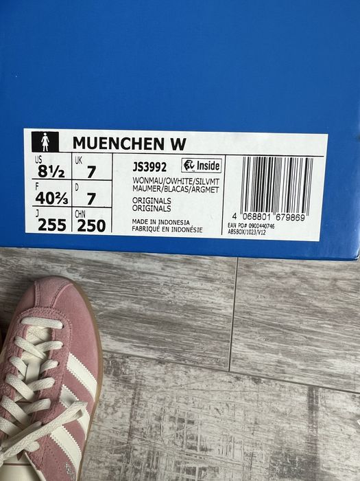 Buty adidas Muenchen W