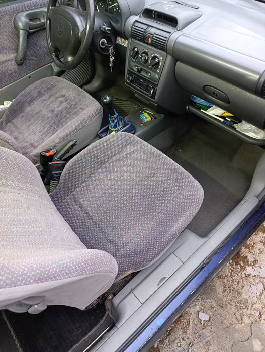 Опель Корса власник переоформлеється Opel corsa