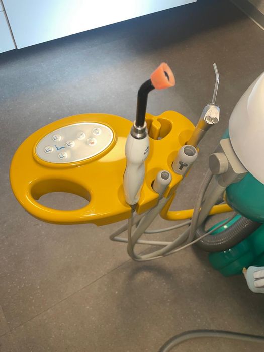 Unit stomatologiczny dunozaur