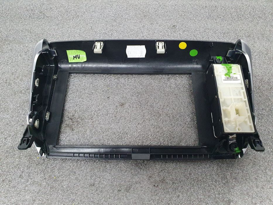 Moldura da consola central / rádio / aro PEUGEOT 208