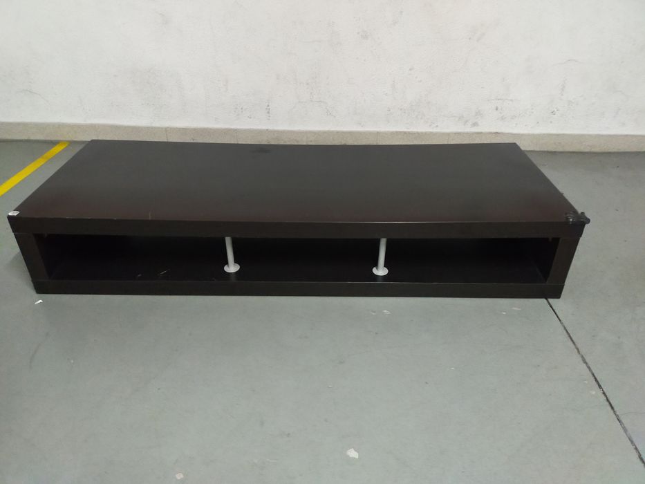 Móvel baixo para TV