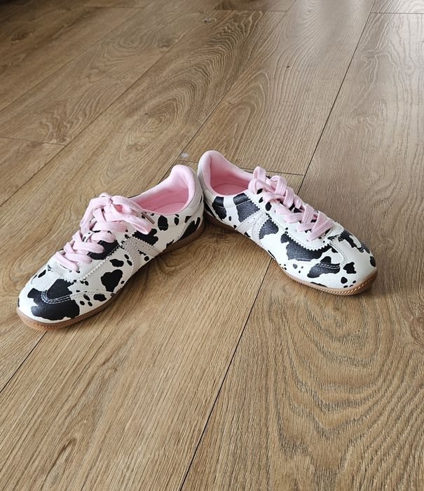 Sneakersy krówka 36