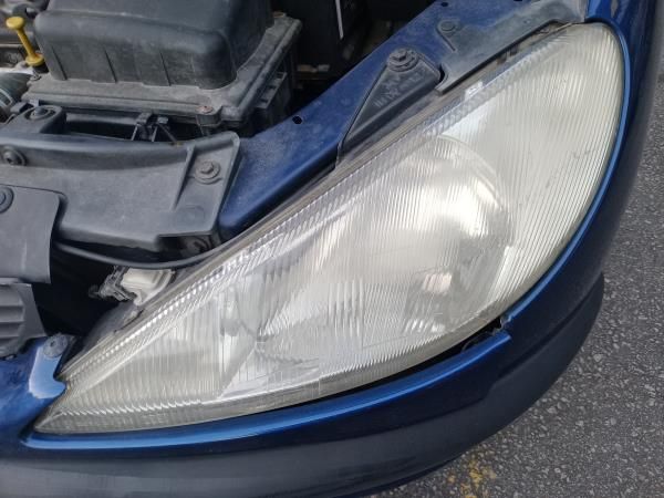 Ótica / farol esquerda PEUGEOT 206 (2A/C)