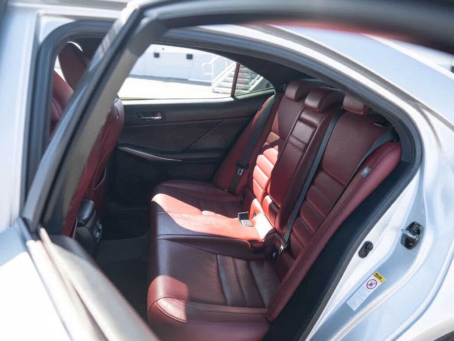 Lexus IS 250      2015