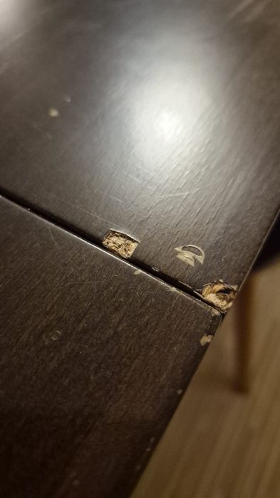 Stół rozkładany  +4 Krzesła