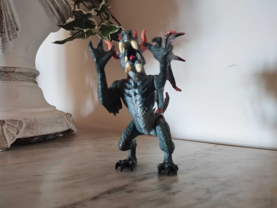 Dinossauros de brinquedo.