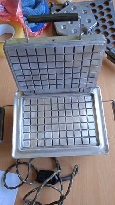 Вафельница Еста,Эста,кофеварка