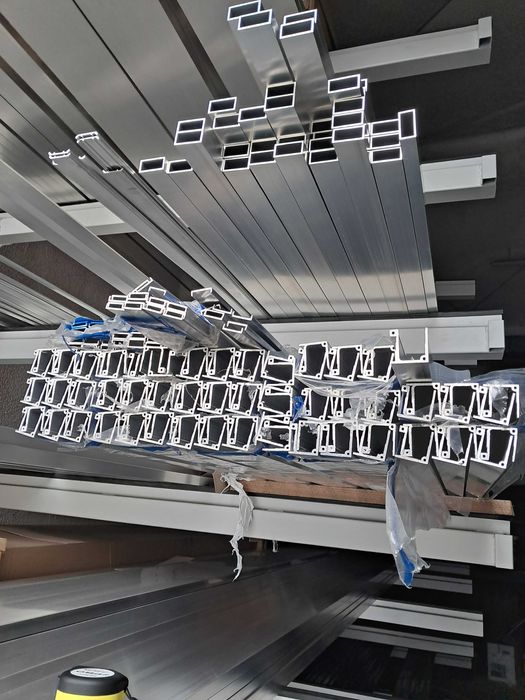 profil aluminiowy mocujący 30x30