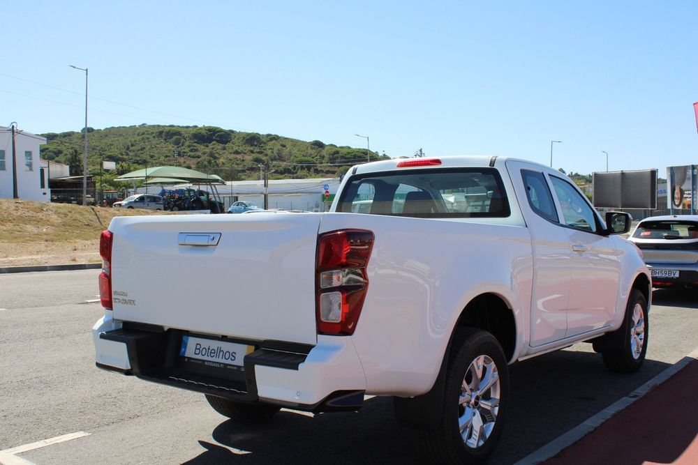 Isuzu D-Max